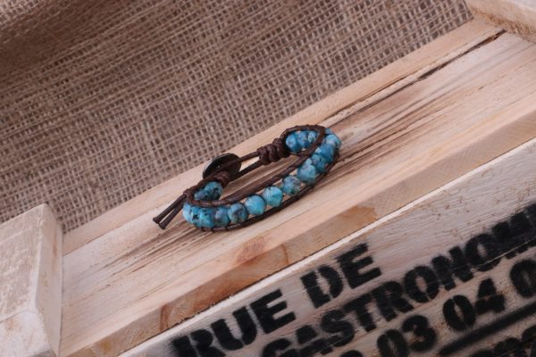 دستبند سرپنتین آبی تراش استار با چرم مصنوعی قهوه ای5