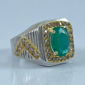 انگشتر نقره به همراه نگین زمرد زامبیا {کد:AMP.3}