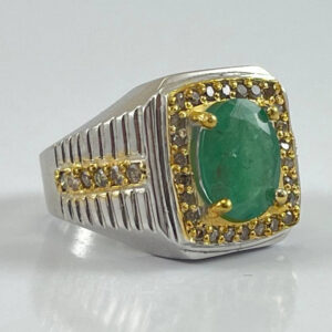 انگشتر نقره به همراه نگین زمرد زامبیا {کد:AMP.5}