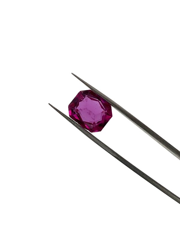 سنگ یاقوت سرخ سنتتیک (NRS6)